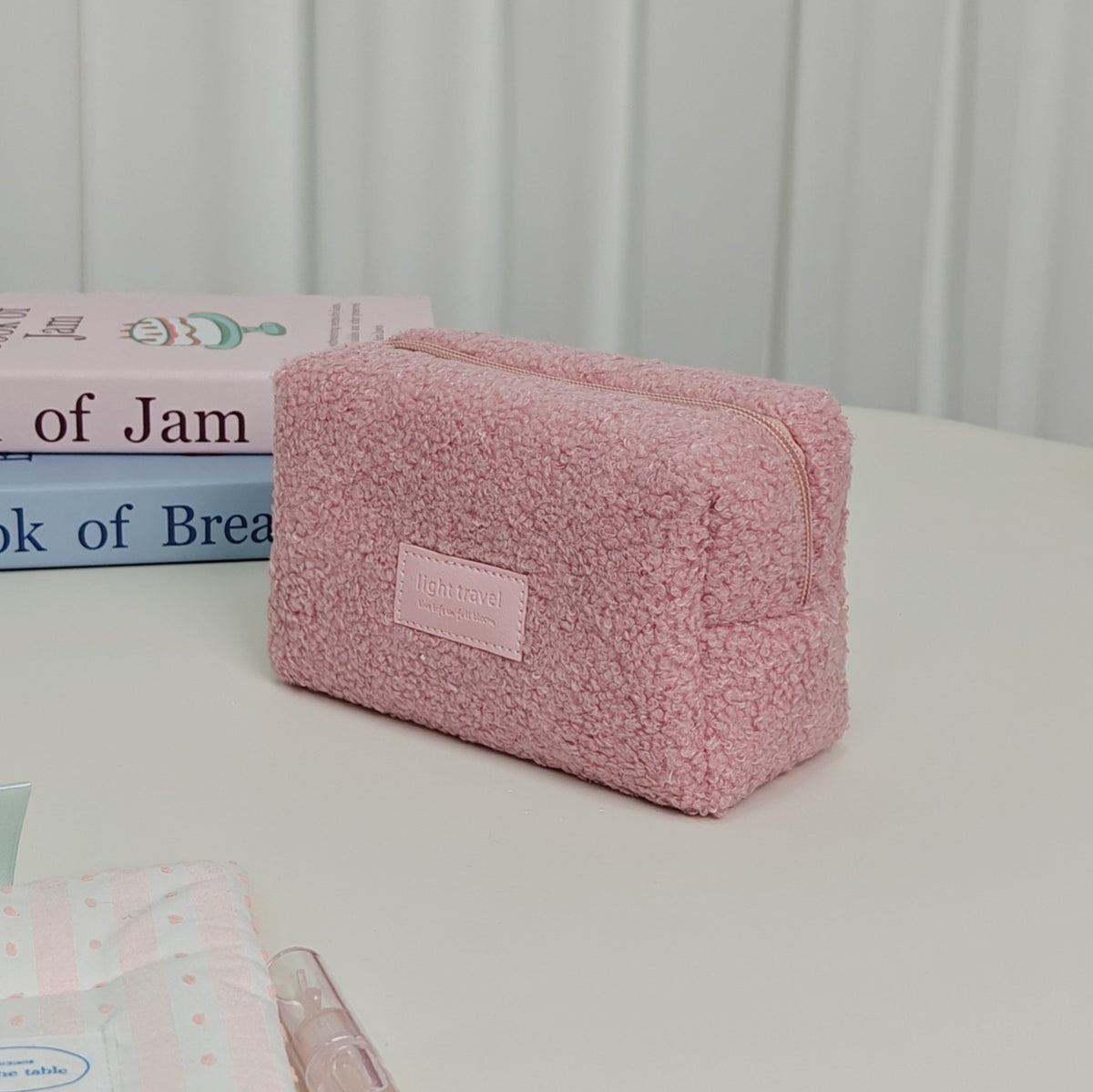 Simple Solid Color Furry Portable Large Capacity Toiletry Cosmetic Bags