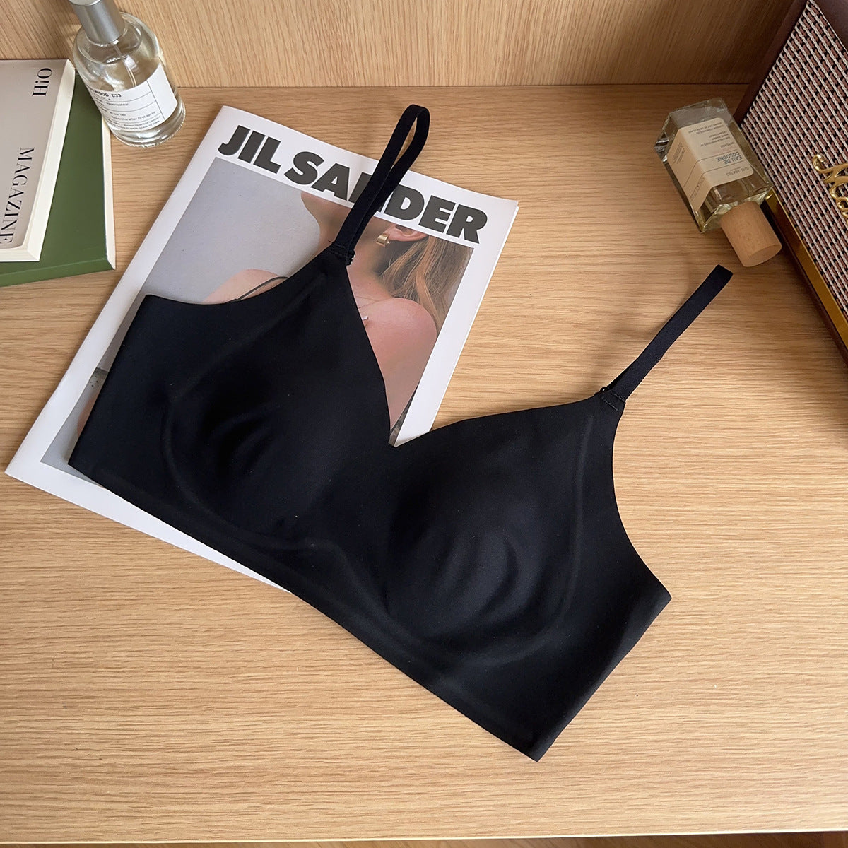 Feeling Seamless Latex Underwear Ladies Big Chest Everyday Bras