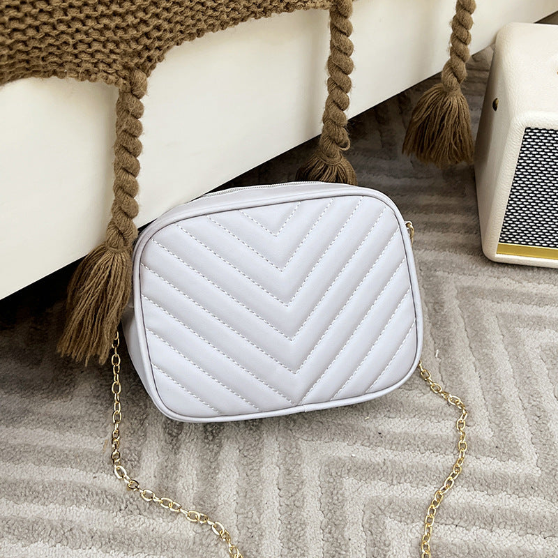Women's Embroidery Thread Retro Chain Fashion Simple Small Square Bags