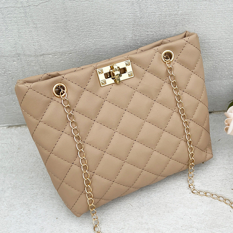 Women's Fashion Trend Rhombus Metal Chain Women's Shoulder Bag