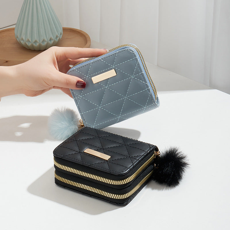 Women's Mao Ball Rhombus Texture Iron Mark Short Ladies Wallet