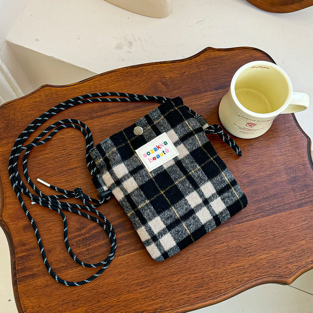 Winter Female Woolen Fashion Plaid When Women's Shoulder Bag