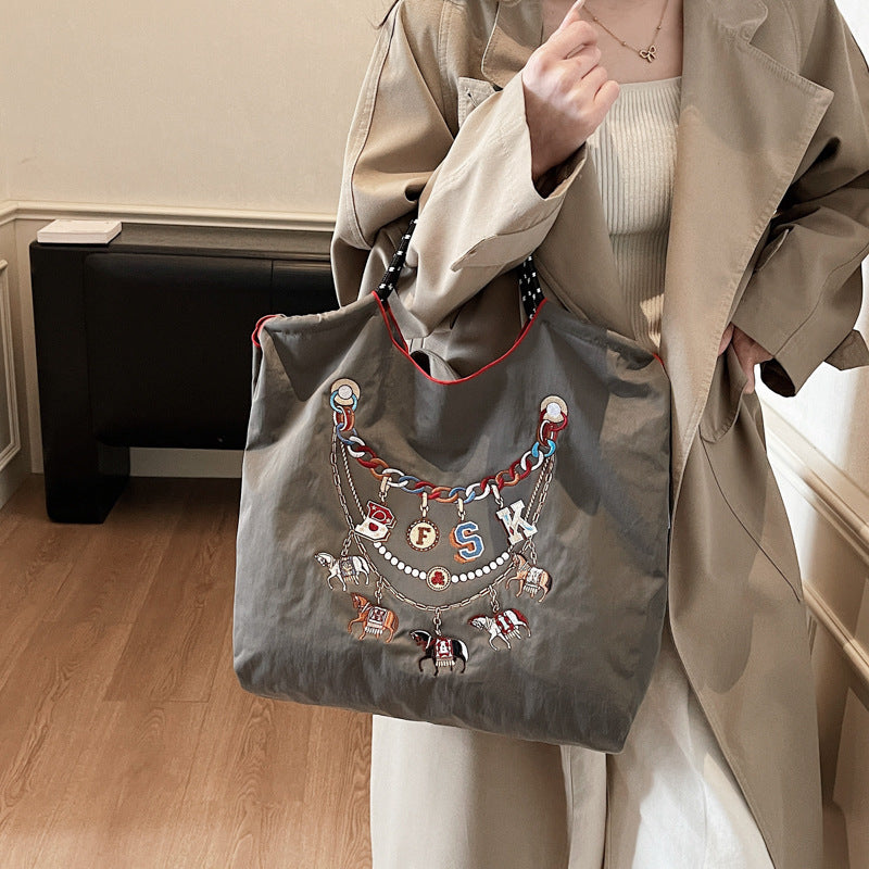 Large Capacity Blue Bottle Embroidered Canvas Leisure Embroidery Handbags
