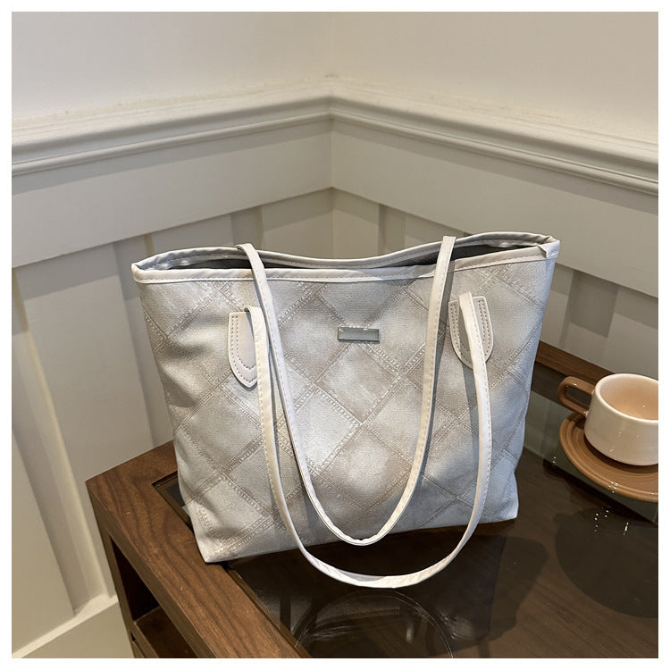 Women's Simple Rhombus Large Capacity Texture Pendant Summer Western Style Women's Shoulder Bag