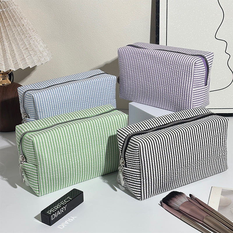 Striped Make-up Large Capacity Seersucker Embroidered Portable Out Makeup Bag