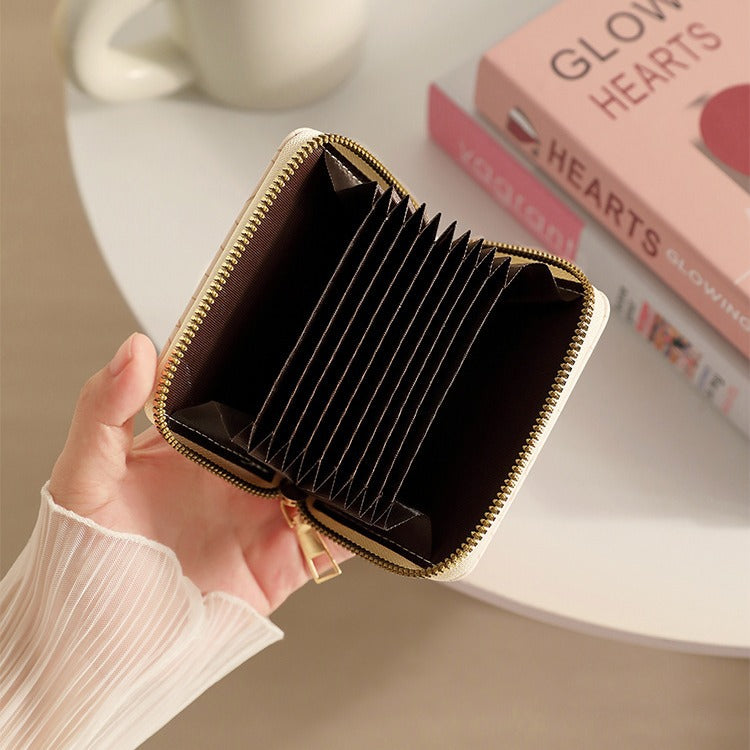 Women's Pacha Dog Cartoon Personalized Minority Large Card Holder