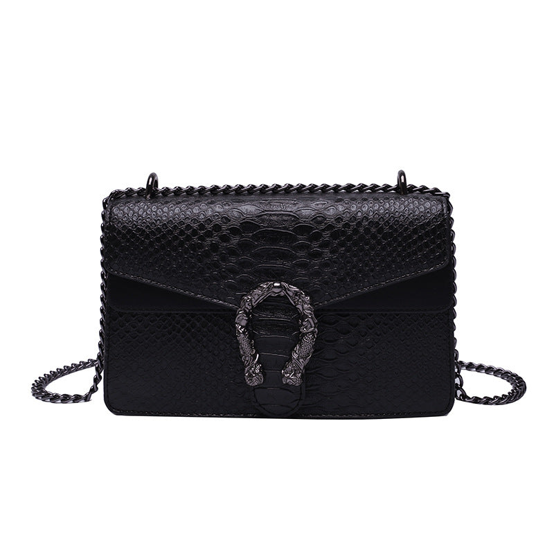 Fashion Women's Snake Pattern Underarm Chain Women's Messenger Bag