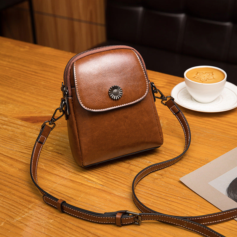 Oil Wax Leather Versatile Large Capacity Women's Messenger Bag