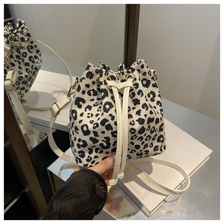 Women's Leopard Print Simple Autumn Trendy Western Bags