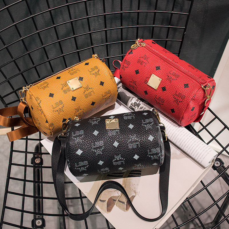 High Sense Female Light Luxury Temperament Design Retro Women's Messenger Bag