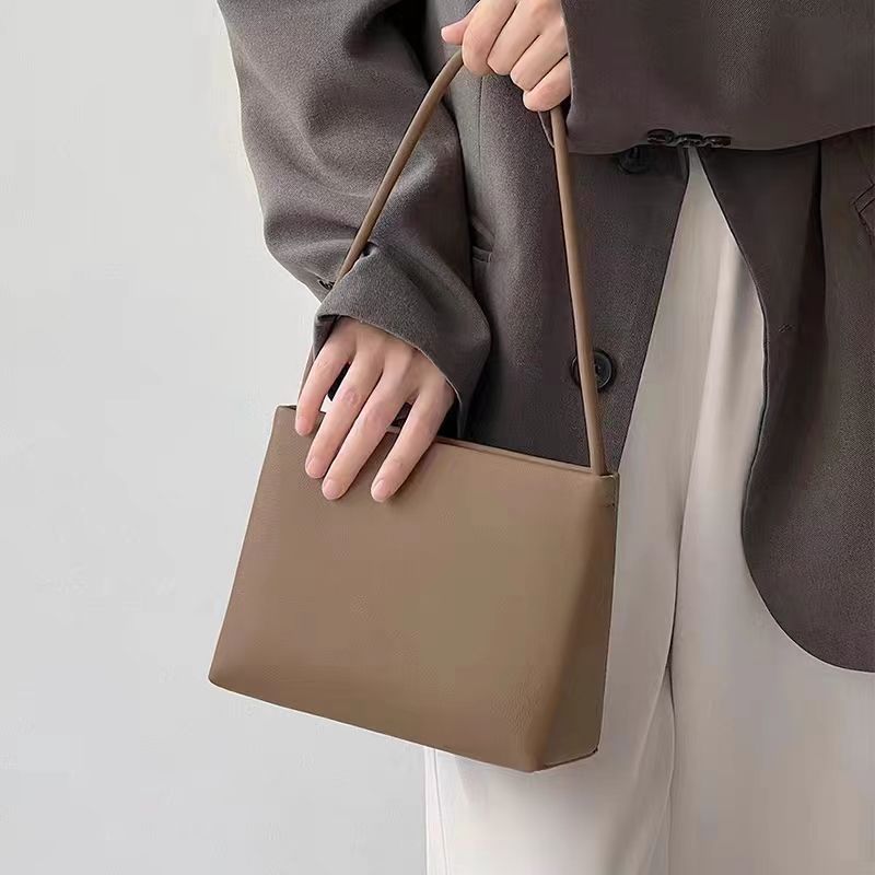 Women's Underarm Sense Design Fashion Trendy Crossbody Bags