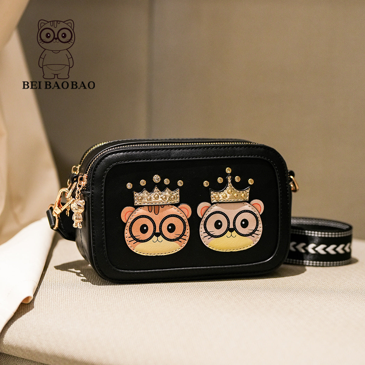Women's Source Cartoon Cat Fashion Color Contrast Commuter Shoulder Bags
