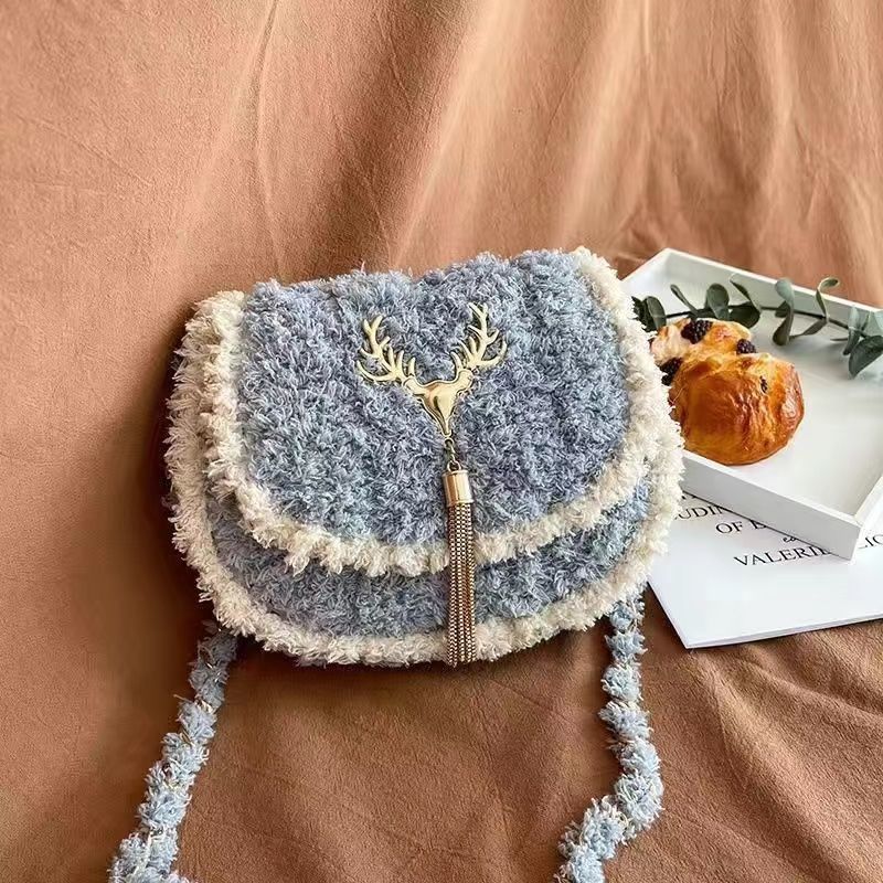 Women's Finished Hand-woven Material Kit Couple Girlfriends Gift Grid Women's Messenger Bag
