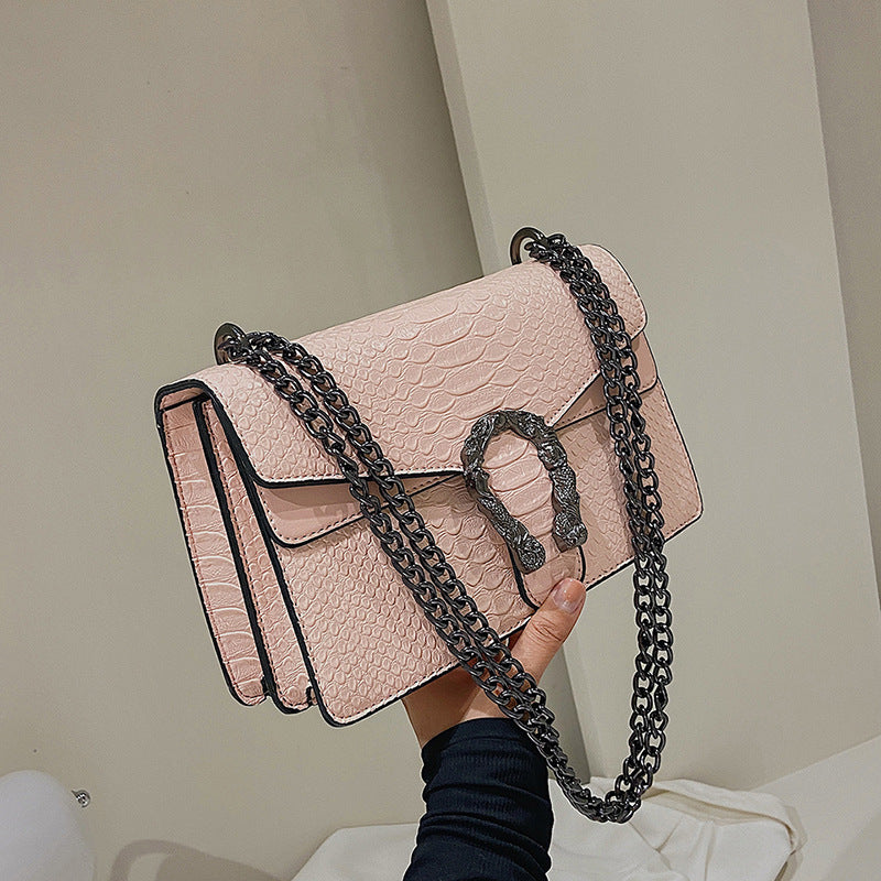 Fashion Women's Snake Pattern Underarm Chain Women's Messenger Bag