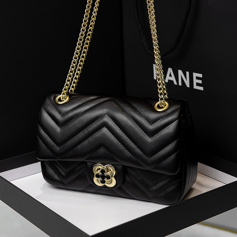 Women's Diamond Pattern Chain Korean Summer Underarm Women's Messenger Bag