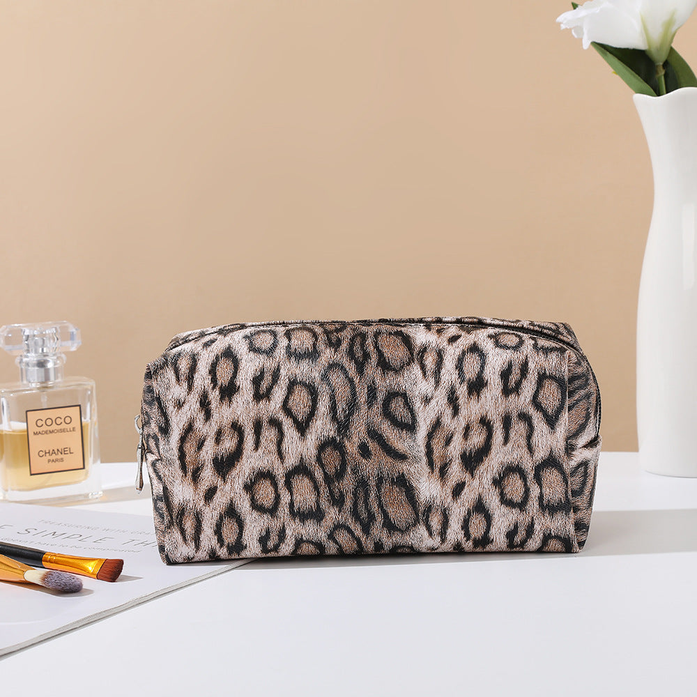 Portable Large Capacity Wash Stylish Versatile Makeup Bag