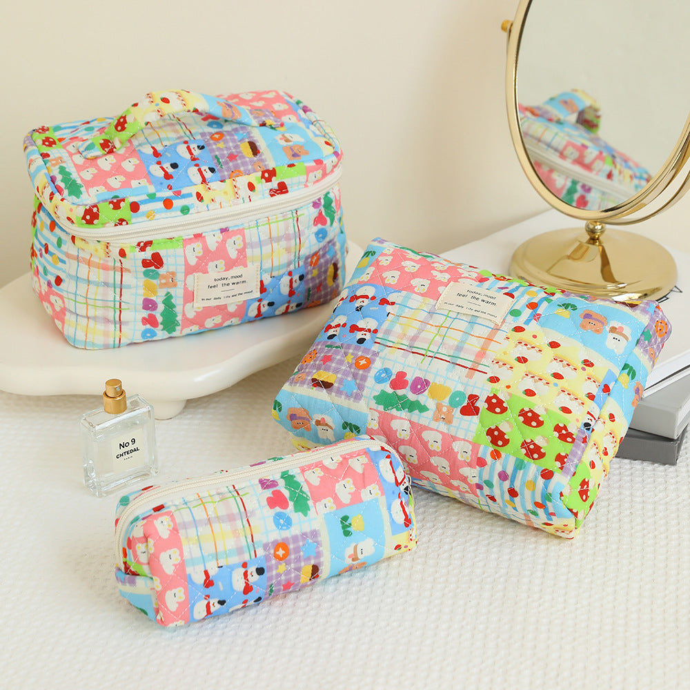 Large Capacity Portable Cosmetics Storage Hand Wash Makeup Bag
