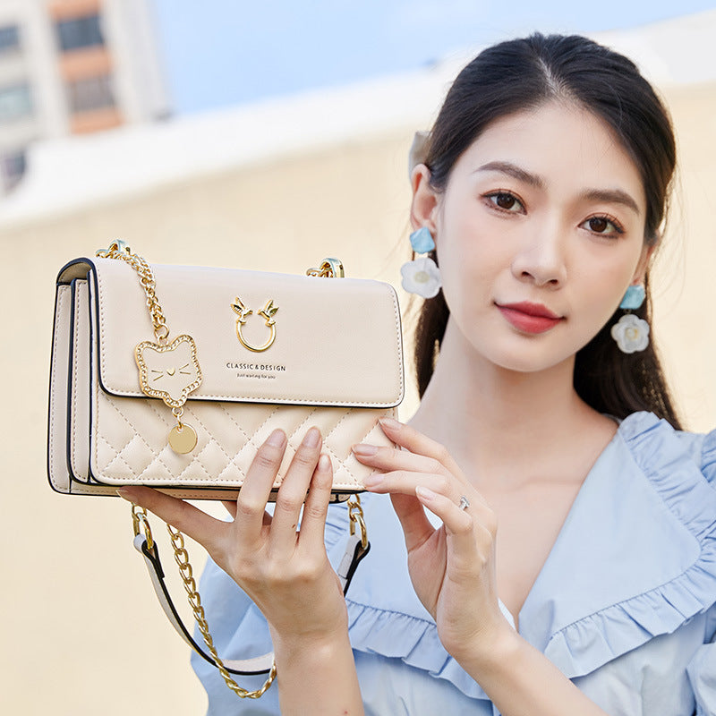 Women's Chain Cattle Leather Rhombus Embroidered Bags
