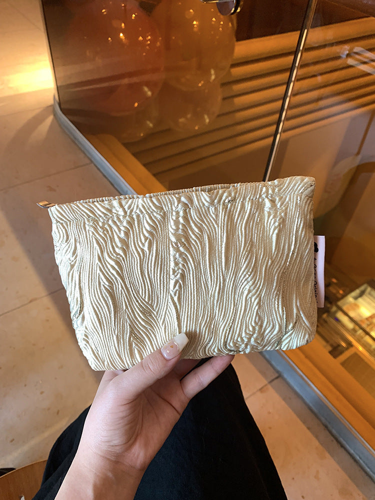 Three-dimensional Embossed Mobile Pencil Portable Liner Makeup Bag