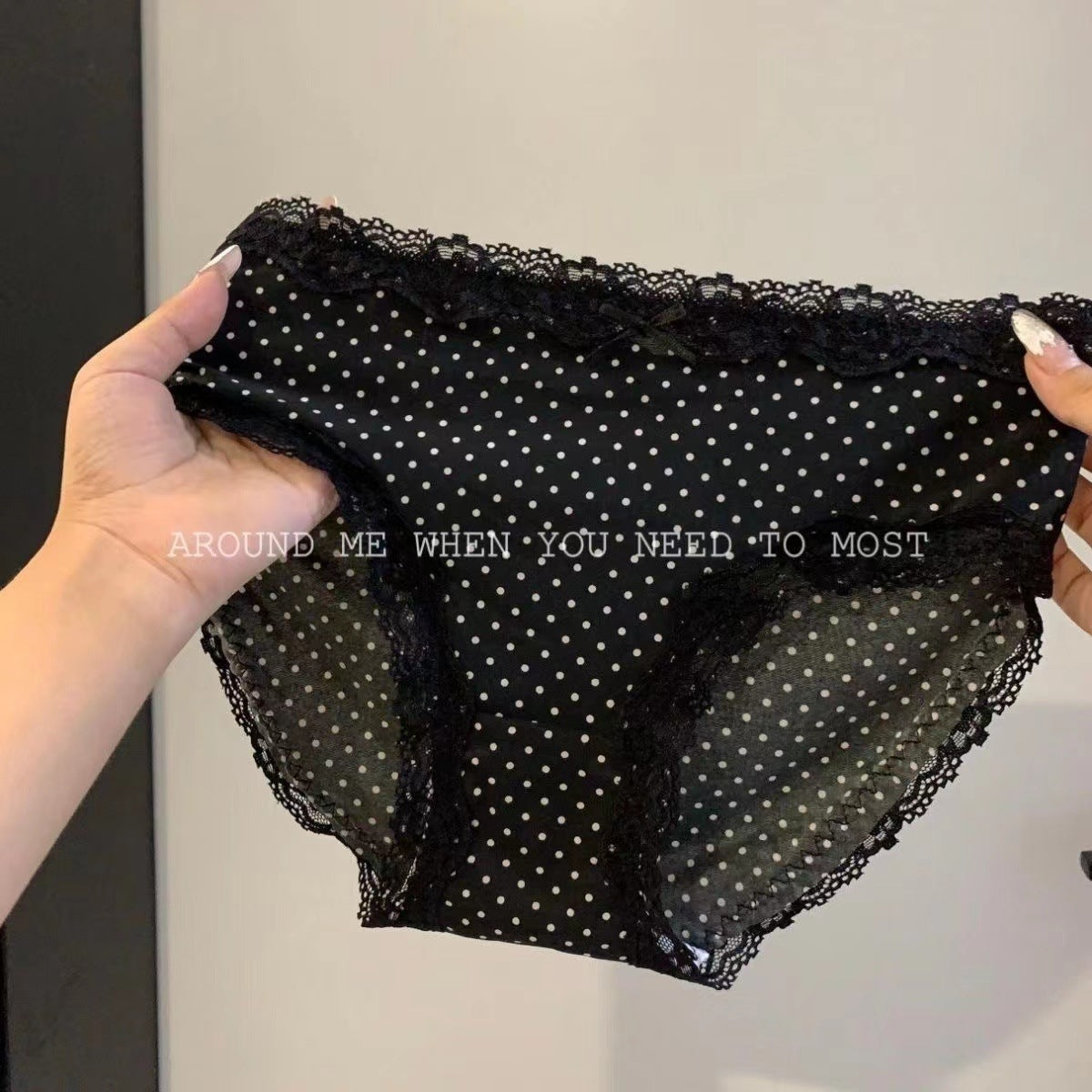 Simple Lace Small Dot Ice Silk Breathable Panties