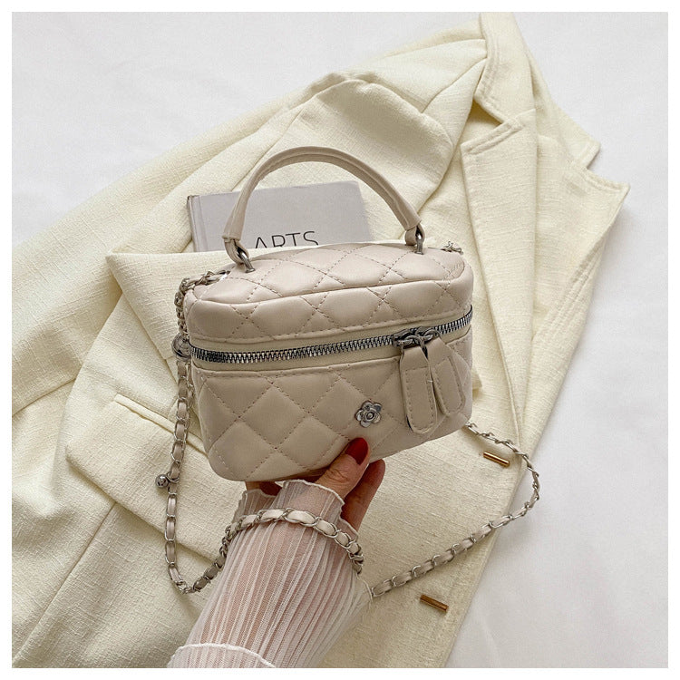 Women's Simple Rhombus Chain Portable Box Textured Bags