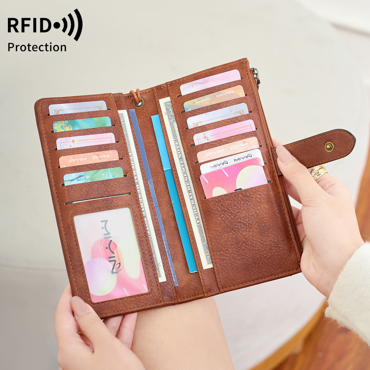 Women's Retro Large Capacity Bifold Long Fashion Leopard Print Ladies Wallet