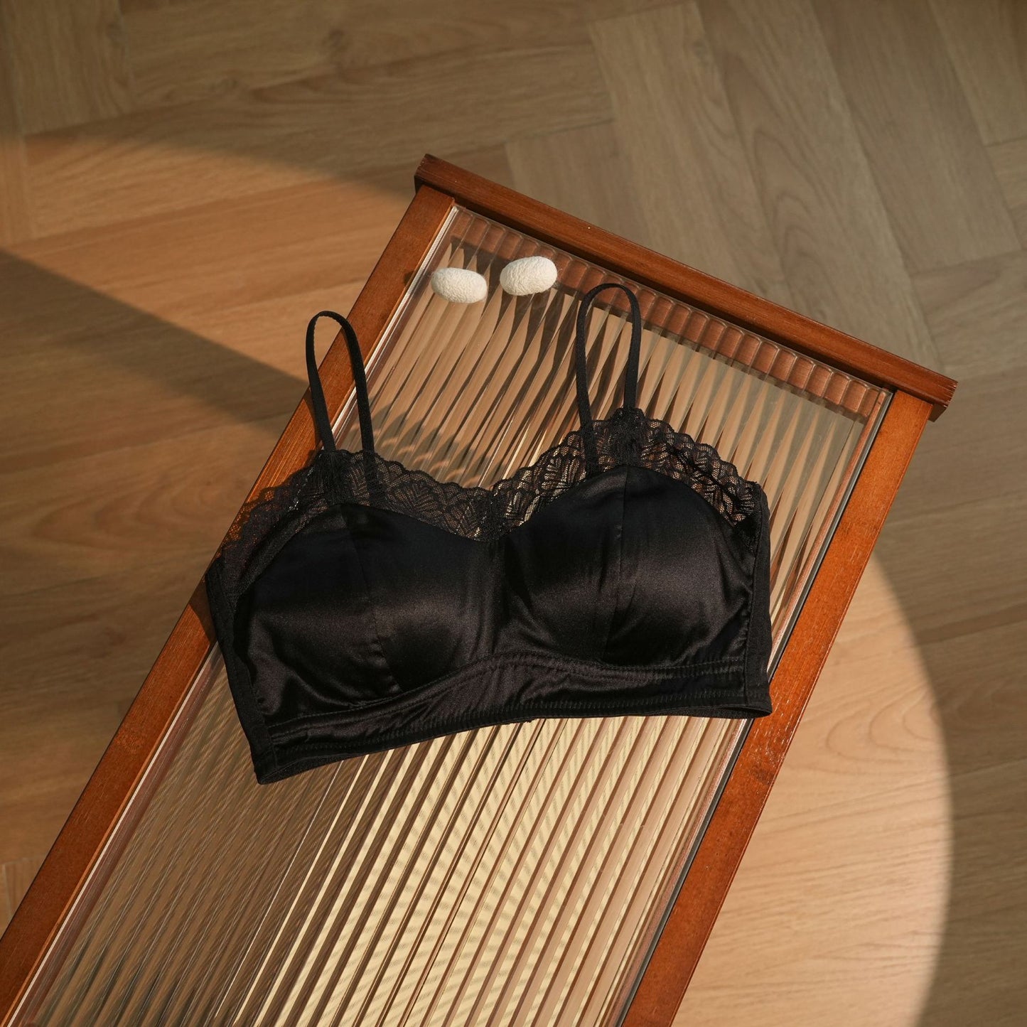 Women's French Underwear Summer Breathable Comfortable Lace Satin Bras