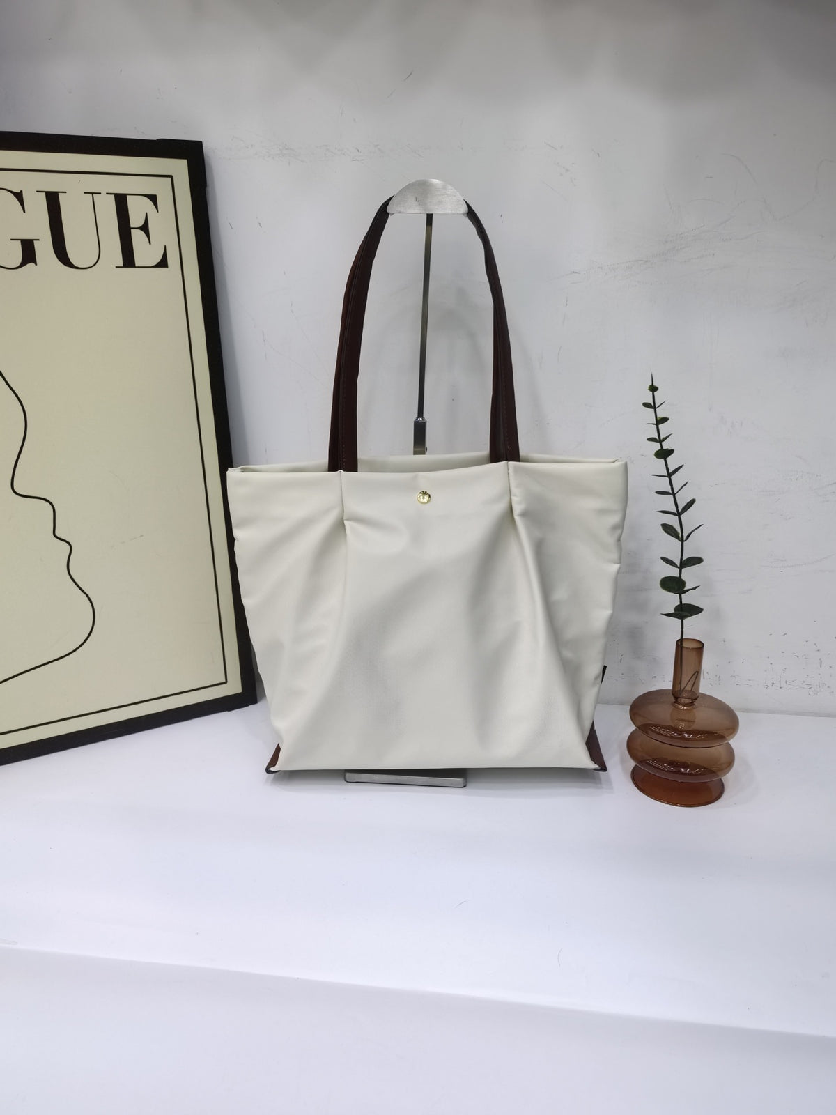 Beautiful Pretty Women's Nylon Waterproof Runaway Women's Shoulder Bag