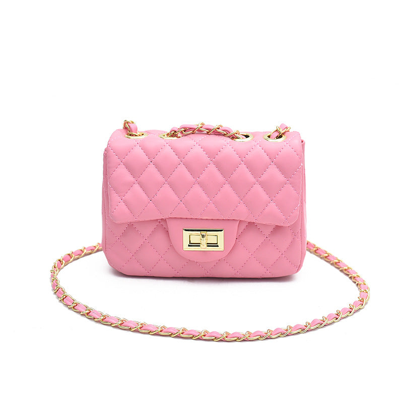 Women's Latch Rhombus Trendy Retro Textured Super Hot Women's Shoulder Bag