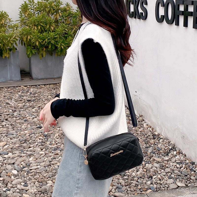Attractive Stylish Women's Diamond Pattern Embroidered Crossbody Bags