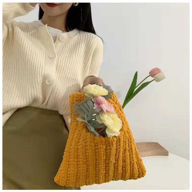 Style Wrist Hand-woven Wool Finished Crochet Handbags