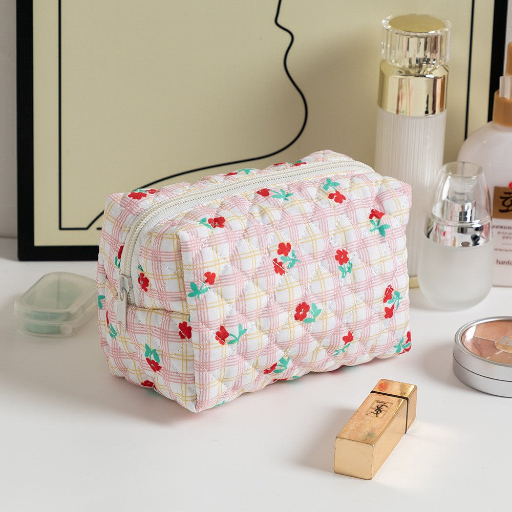 Floral Quilted Toiletries Portable Cosmetics Storage Makeup Bag