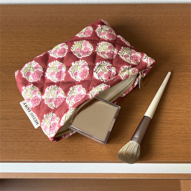 Fresh Good-looking Large Capacity Storage Convenient Makeup Bag