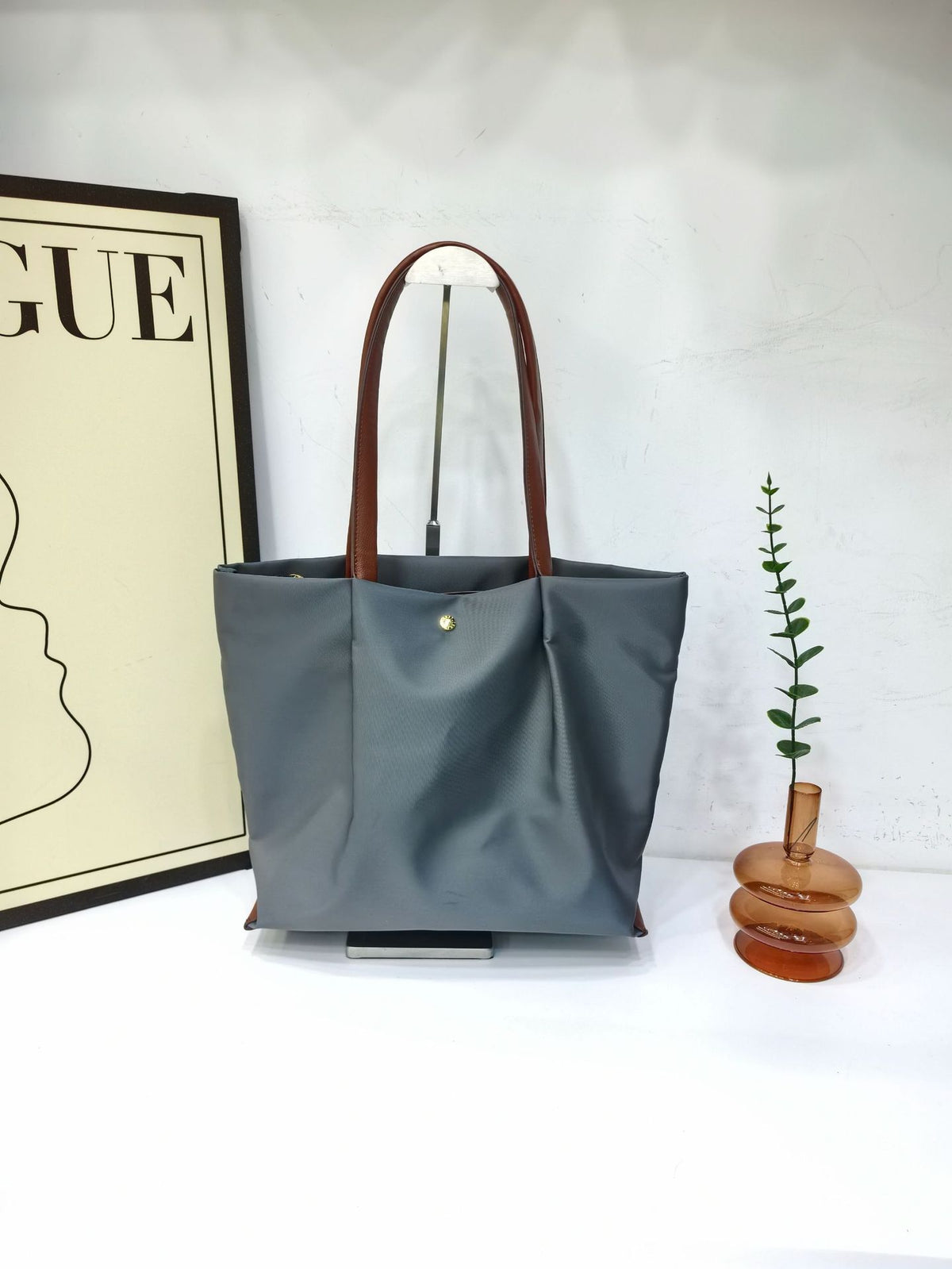 Beautiful Pretty Women's Nylon Waterproof Runaway Women's Shoulder Bag