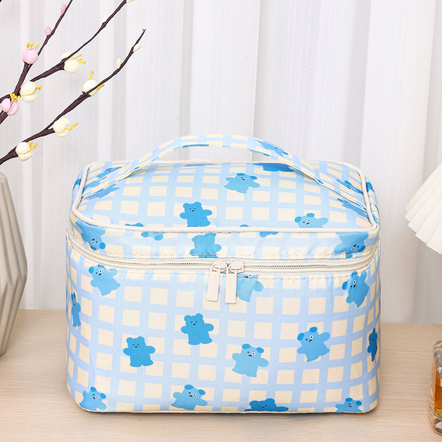 Cute Portable Waterproof Cosmetics Storage Large Capacity Bags