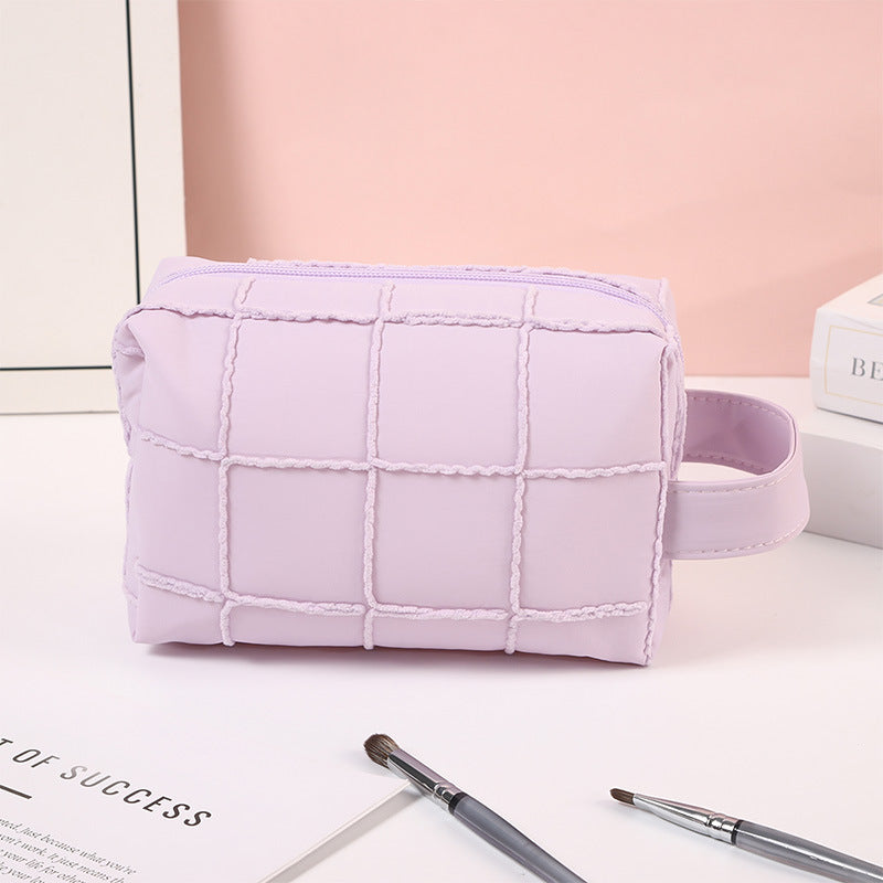 Women's Plaid Portable Large Capacity High Sense Makeup Bag