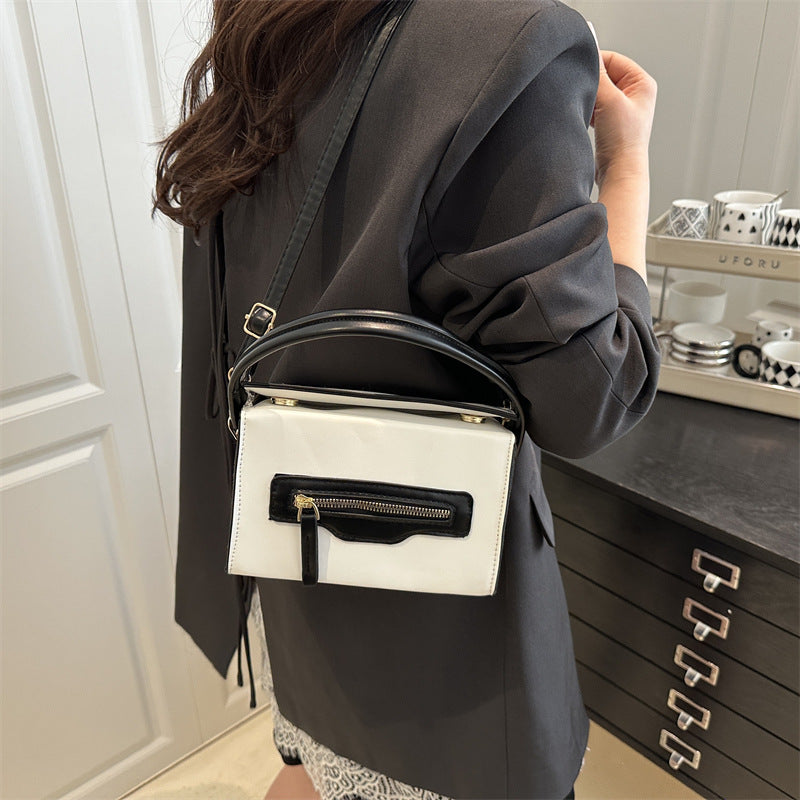 Daily Commuter Contrast Color Personality Zipper Early Summer Women's Shoulder Bag
