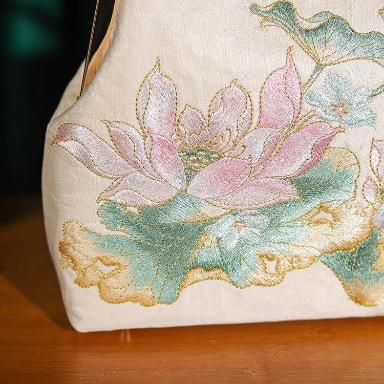 Exquisite Embroidered Chinese Style Cheongsam Banquet Handbags