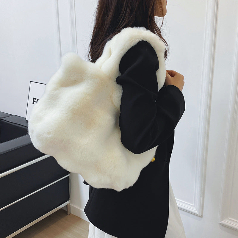 Classic Plush Fashion Large Capacity Commuter Shoulder Bags