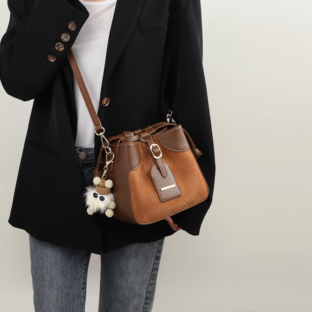Women's Genuine Leather High-grade Summer Large Capacity Women's Messenger Bag