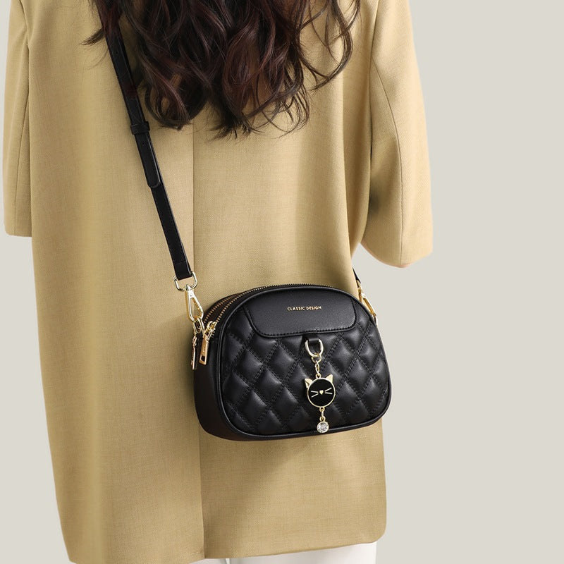Women's Genuine Leather Classic Style Chain Diamond Women's Messenger Bag