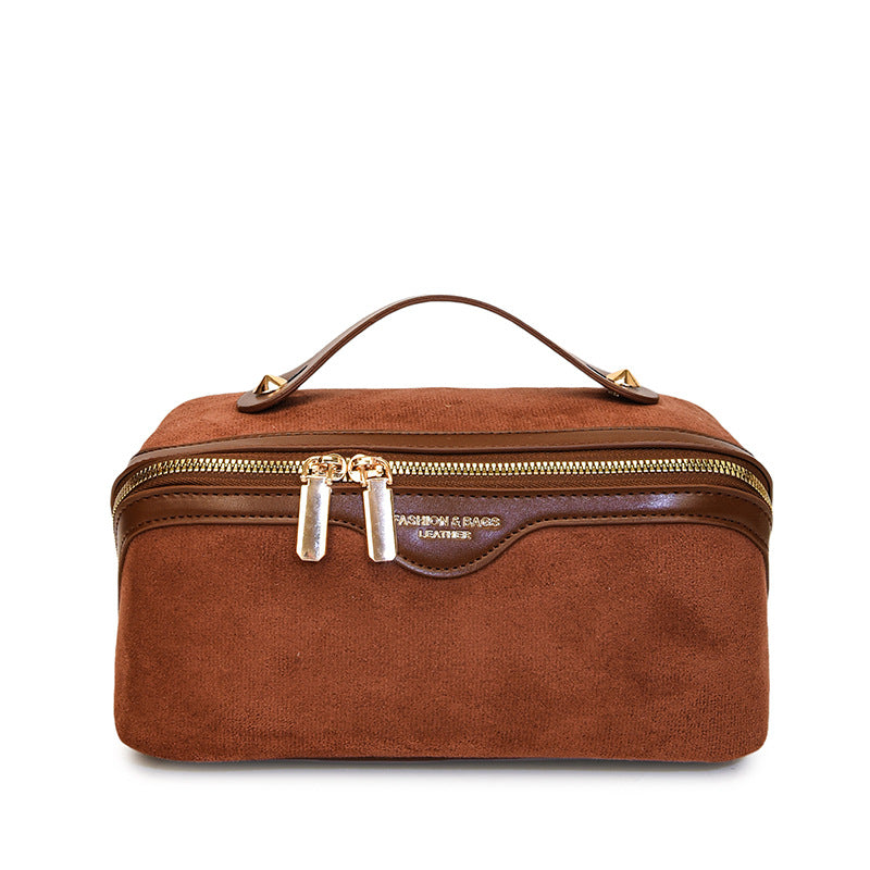 Retro Large Capacity High-grade Portable Cosmetics Storage Makeup Bag