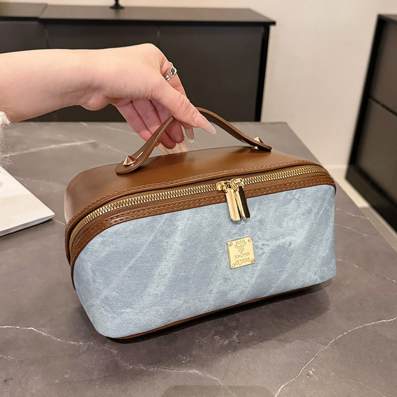 Women's Retro Large Capacity Textured Portable Cosmetics Storage Makeup Bag