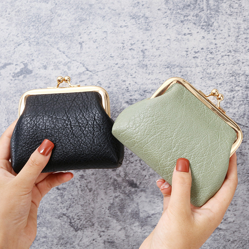 Retro Fashion Short Mini Clutch Oil Wax Leather Earphone Ladies Wallet