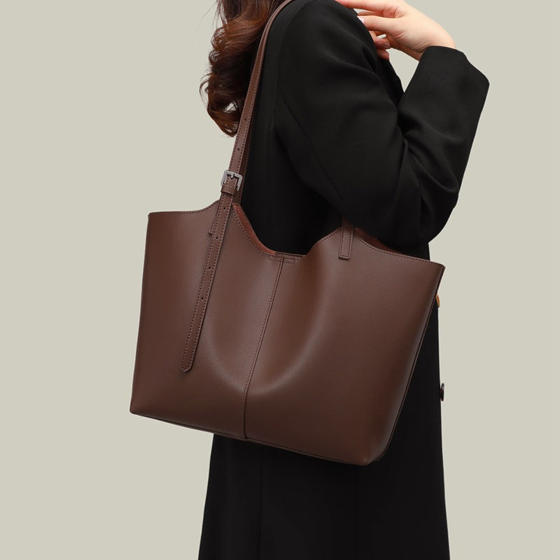 Women's Summer Genuine Leather Underarm Large Capacity Women's Messenger Bag