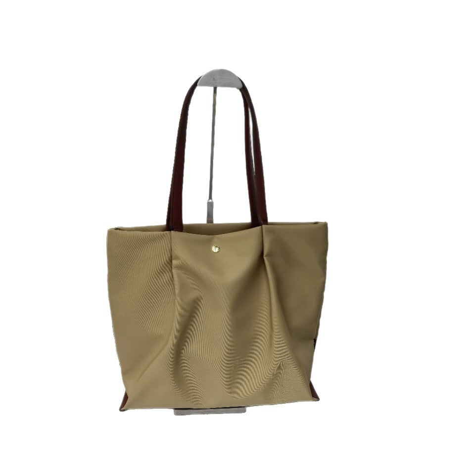 Beautiful Pretty Women's Nylon Waterproof Runaway Women's Shoulder Bag