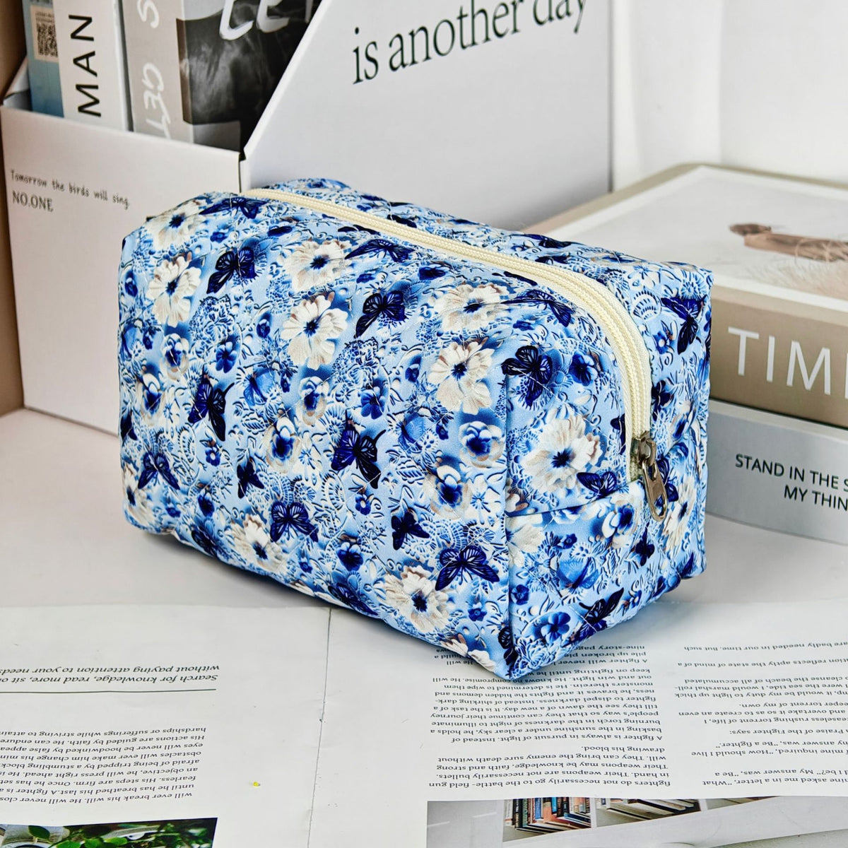 Bear Printing Vertical Large Capacity Portable Pillow Cosmetics Makeup Bag