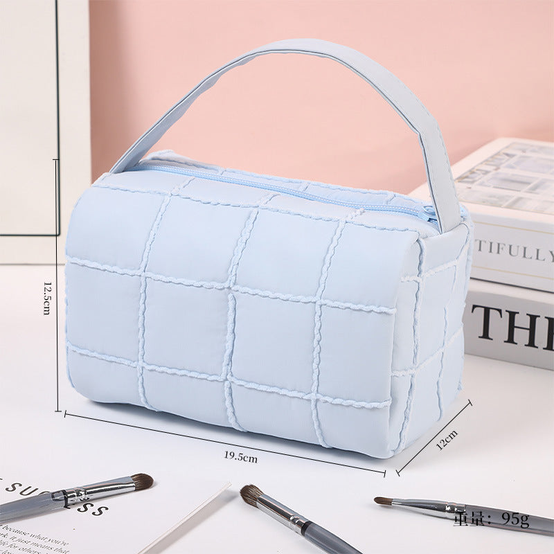 Women's Plaid Winter Portable Toiletry Large Capacity High Makeup Bag