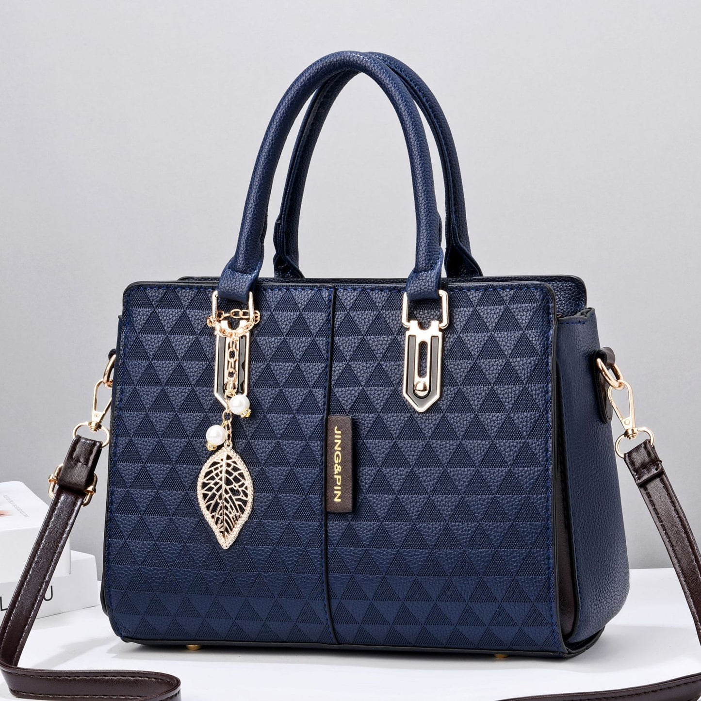 Women's Charming Glamorous Fashion Large Capacity Handbags