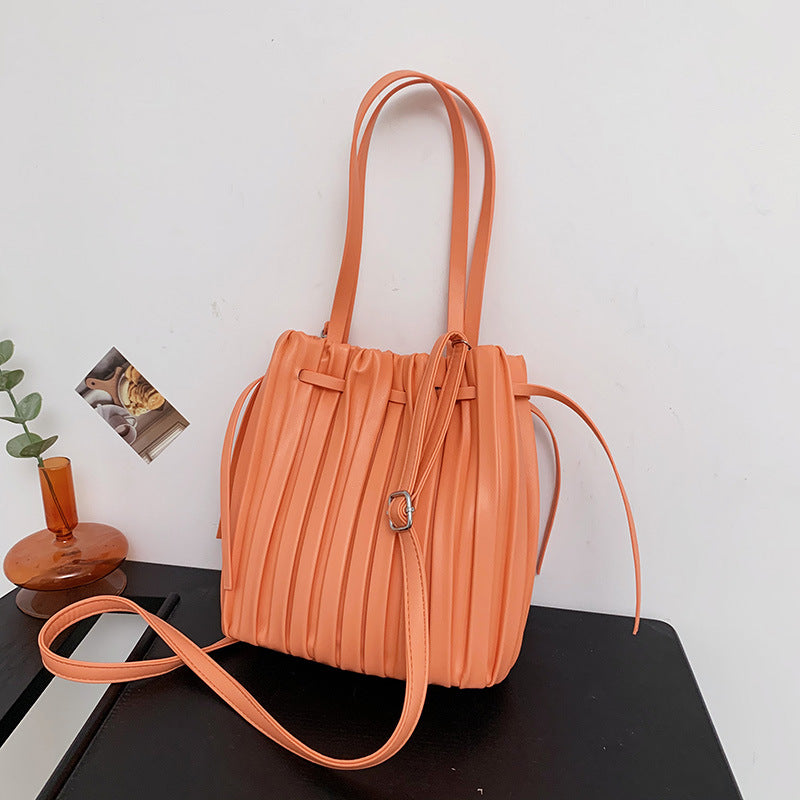 Korean Style Personalized Pleated Minority Design Bucket Bags